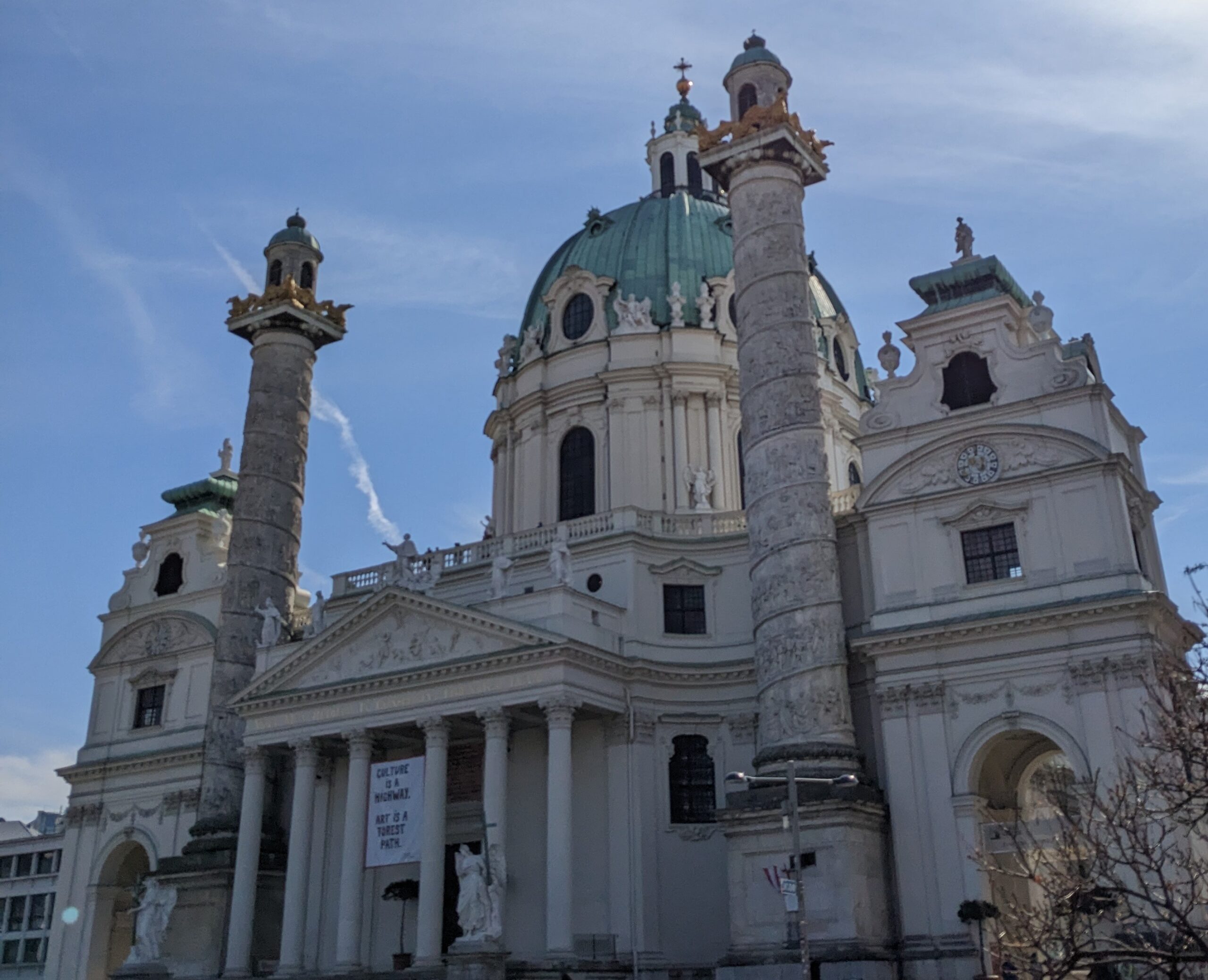 Karlskirche-wien-künstlertreff-kunst haus wien